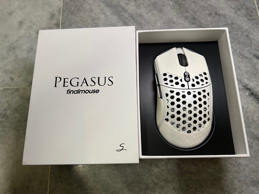 Finalmouse Pegasus (Small) (Category: Mouse & Mousepads) located in Kuala Lumpur. Submitted by battleroyalehd (Listing ID 1413827607, Image 1). Description: Condition 9.5/10 Like new and barely use New corepad skates.