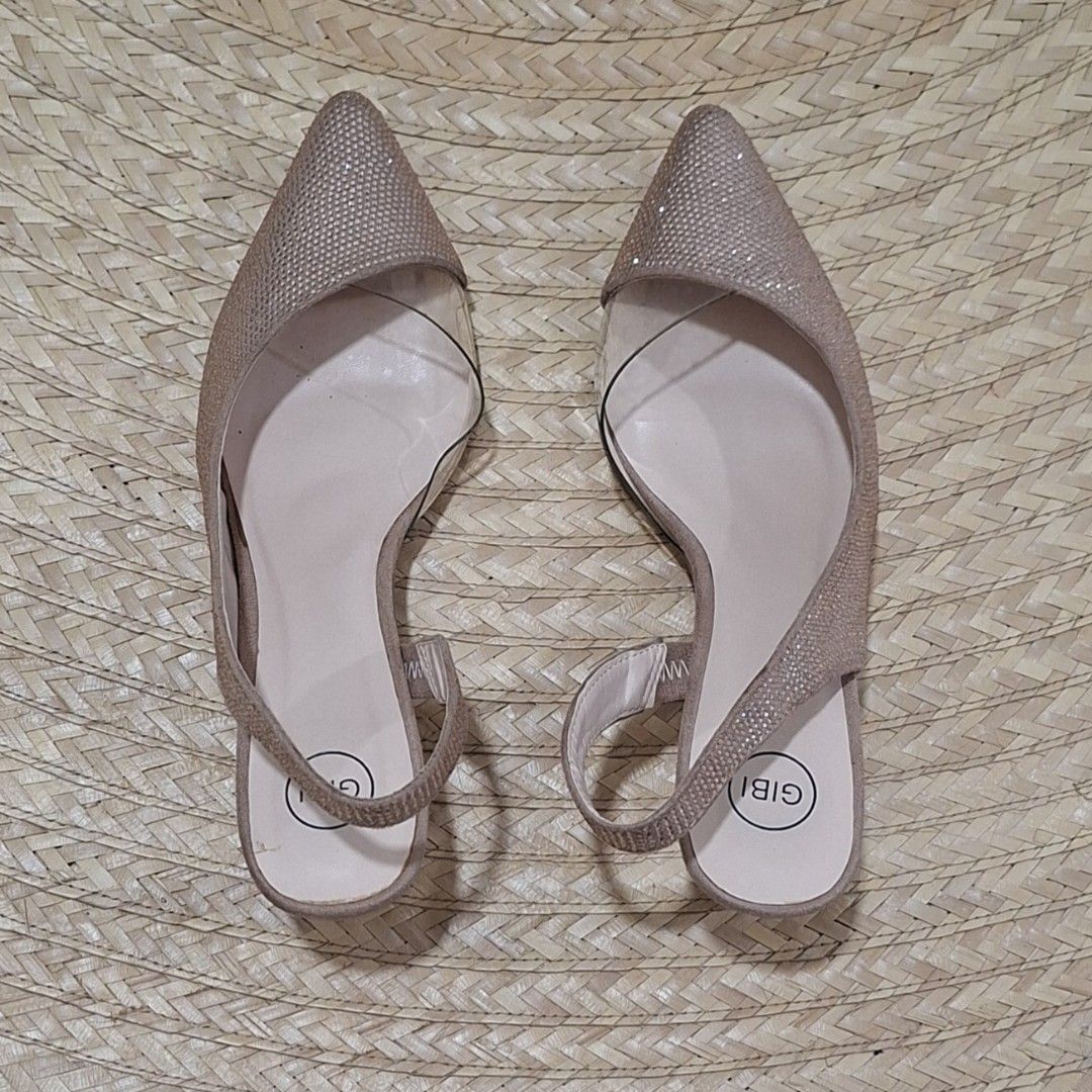 Gibi Junella Heels Size 37 (Category: Heels) located in Pasig City. Submitted by avcan (Listing ID 1413705006, Image 3). Description: - Gibi Junella heels - Champagne color - Size 37 - Pointed toe - Slingback strap - Moderate heel height - Great for special events - Used once for a wedding.