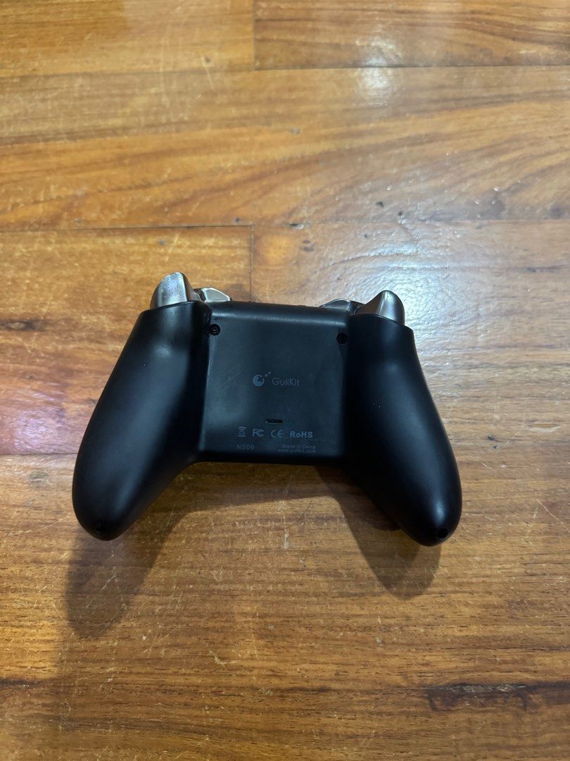 Gulikit Kingkong pro controller (Category: Controllers) located in Iloilo. Submitted by joakimnnn (Listing ID 1413821457, Image 3). Description: Gulikit Kingkong Pro controller ( black ) Cib for the Nintendo switch Includes - Controller, Manuals, box, Original carrying case Compatible with the Nintendo switch, Pc, or mobile phone Please note! The left shoulder button has faded away. But besides that everything else works. Mop: Gcash or Paymaya .