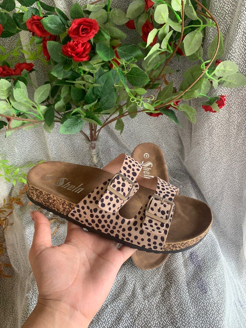 Leopard print sandals (Category: Shoe inserts) located in Quezon City. Submitted by vnc.fashion.shop (Listing ID 1413730484, Image 2). Description: Leopard print sandals Size On Tag🏷️: US 9 Insole Cm: 25.5 Heels Height in INCHES: Best fit: 40-41 keri Price:450.