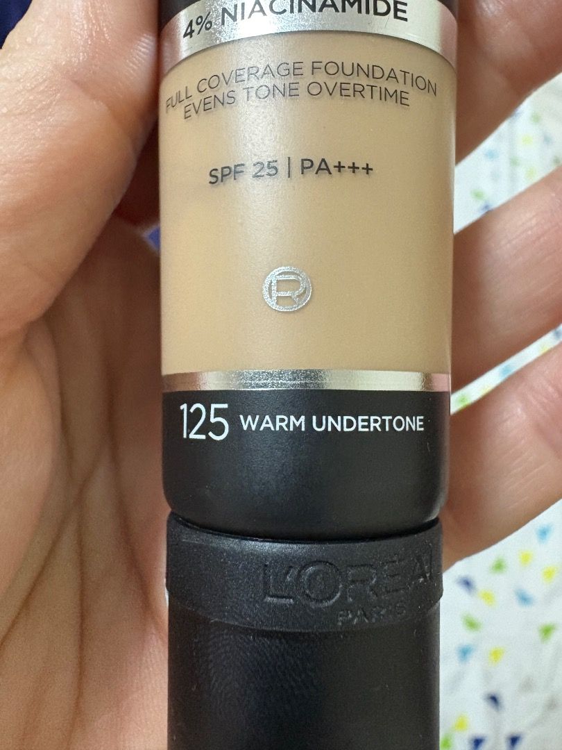 Loreal Infallible 32H Matte Foundation (Category: Makeup) located in Quezon City. Submitted by pink_lantern2 (Listing ID 1413683769, Image 3). Description: Rfs: shade is too dark for me. Only used once. Original price is P849. Bought last Nov only. L'Oreal Infallible 32H Matte Cover Foundation in shade 125 Warm Undertone.
