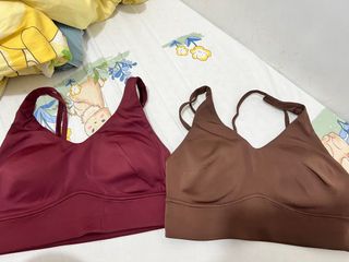 （分類：）位於 。 由 iknowmyshit 提交（商品編號 1413801439，圖片 1）。簡介： 。