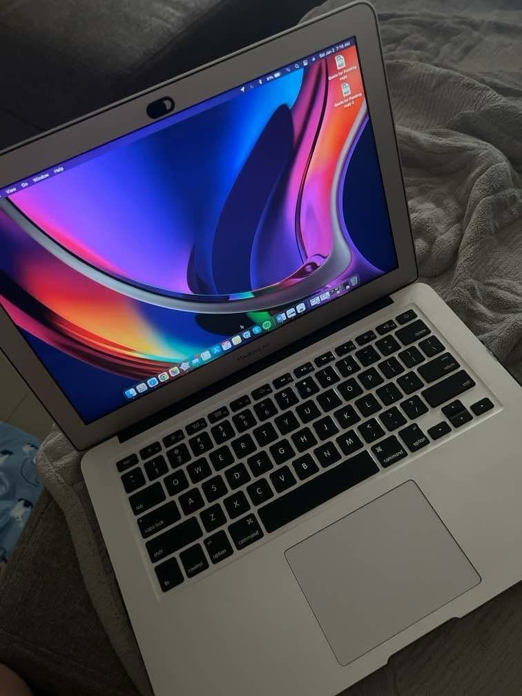 MacBook Air 13-inch (2017) (Category: Laptops & Notebooks) located in Quezon City. Submitted by jjjaaannn (Listing ID 1413839603, Image 2). Description: normal cycle count only 575 98% smooth original battery, not replaced comes with box and charger no issue rfs: bought from my cousin but never had the chance to use it due to work meetups within qc ship through lbc.