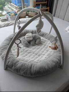 (Category: ) located in . Submitted by mama2811 (Listing ID 1413675616, Image 1). Description: .