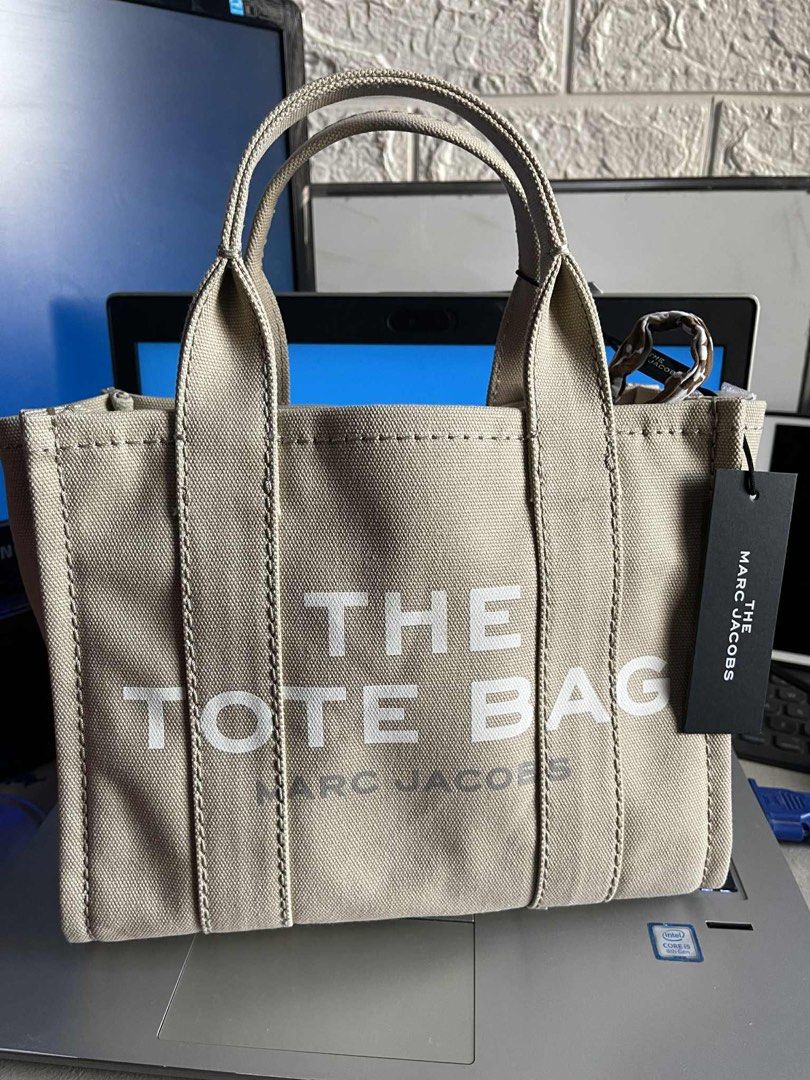 Marc Jacobs The Tote Bag - Mini (Category: Luxury Bags & Wallets) located in Manila. Submitted by VShoppeManila (Listing ID 1413792428, Image 2). Description: Mall Price (R*stan’s) : Php15K 💯 Guaranteed Authentic item - BNWT Inclusions : With Original Tag and cards 📝No return, no exchange except when proven fake - money back guaranteed (proof from professional authenticators, such as entrupy, is required) 📝Open for authentication (c/o buyer) �
