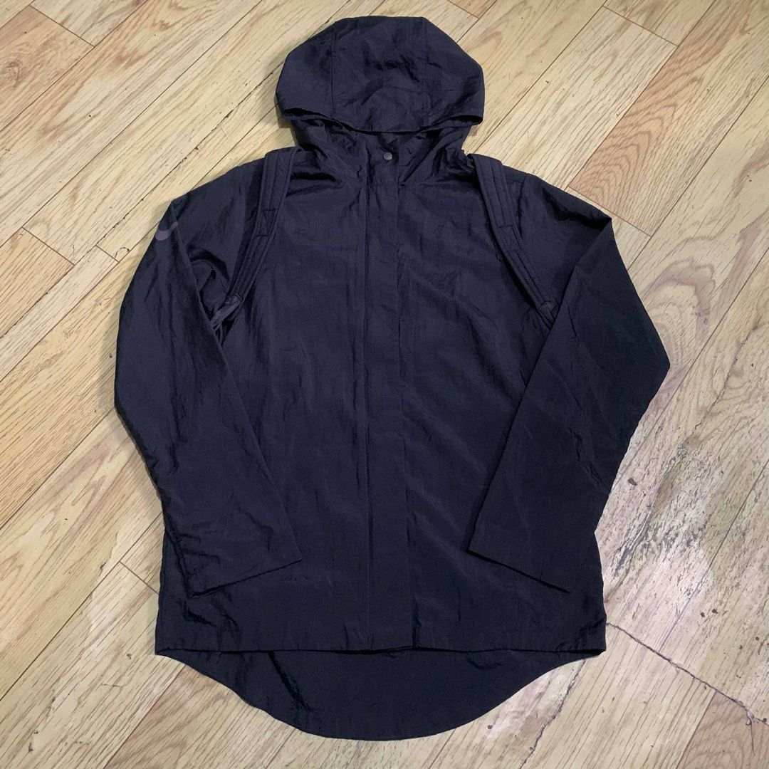 Nike Tech Pack Sportswear Jacket (Category: Activewear) located in Bulacan. Submitted by ridersthrift_ph (Listing ID 1413757358, Image 1). Description: Nike Tech Pack Sportswear Jacket that can be packed into a bag. Made of 100% polyester. Features a unique techwear design and zip closure. The back hem is longer for extra coverage. It is a water-repellent, lightweight woven jacket. Size Large on Tag (Perfect fit to Small Men's and Women's W18 X L