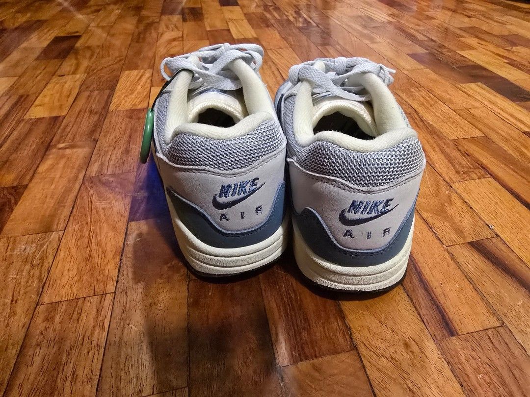 Nike x Patta Air Max 1 (Category: Sneakers) located in Quezon City. Submitted by rox0119 (Listing ID 1413762229, Image 3). Description: -Authentic Nike x Patta Air Max 1, used once - quality in very good condition - no box included *** All sales are final. No return, no exchange. No COD. *** shipping fee c/o buyer.