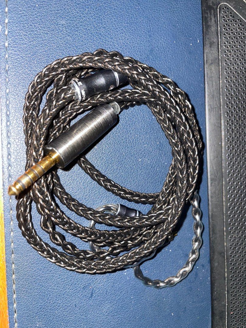 Noble Sultan Original Audio Cable (Category: Earphones) located in Singapore. Submitted by pia_boom_pa (Listing ID 1413837994, Image 1). Description: -Noble Sultan Original Audio Cable - 4.4mm jack and 0.78 pin .