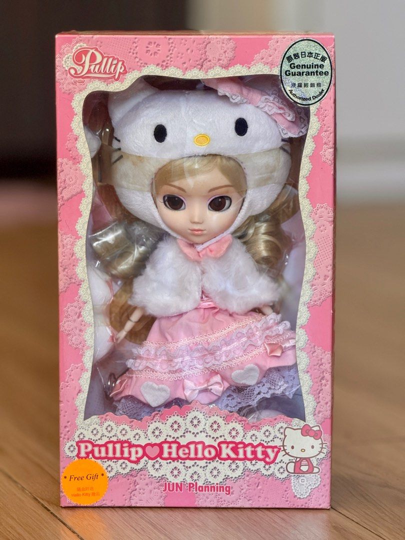 Pullip Hello Kitty 公仔 （分類：設計師玩具及盲盒）位於 Hong Kong。 由 SimsHoHo 提交（商品編號 1413819901，圖片 1）。簡介： Pullip Hello Kitty ，盒裝完整。