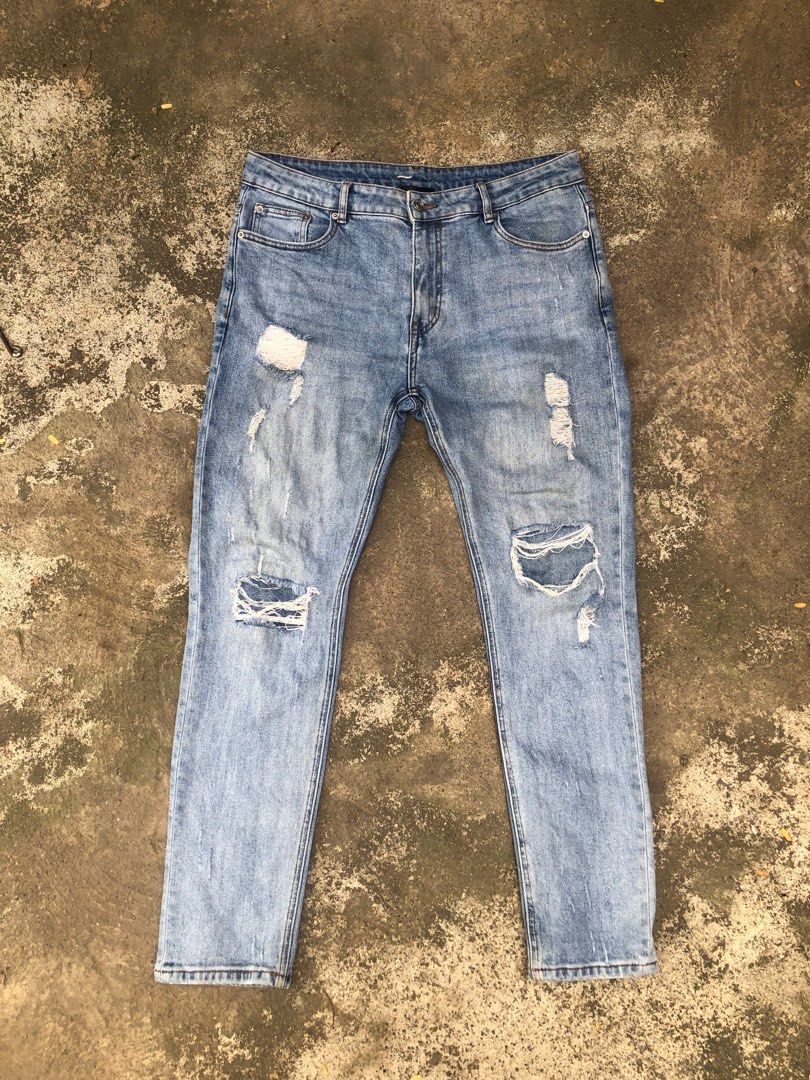 Saint Laurent jeans (Category: Jeans) located in Guimba. Submitted by hustleup.ph (Listing ID 1413721211, Image 1). Description: For sale Saint Laurent jeans Excellent condition Size 34-36 No issue 2500 Shipped.