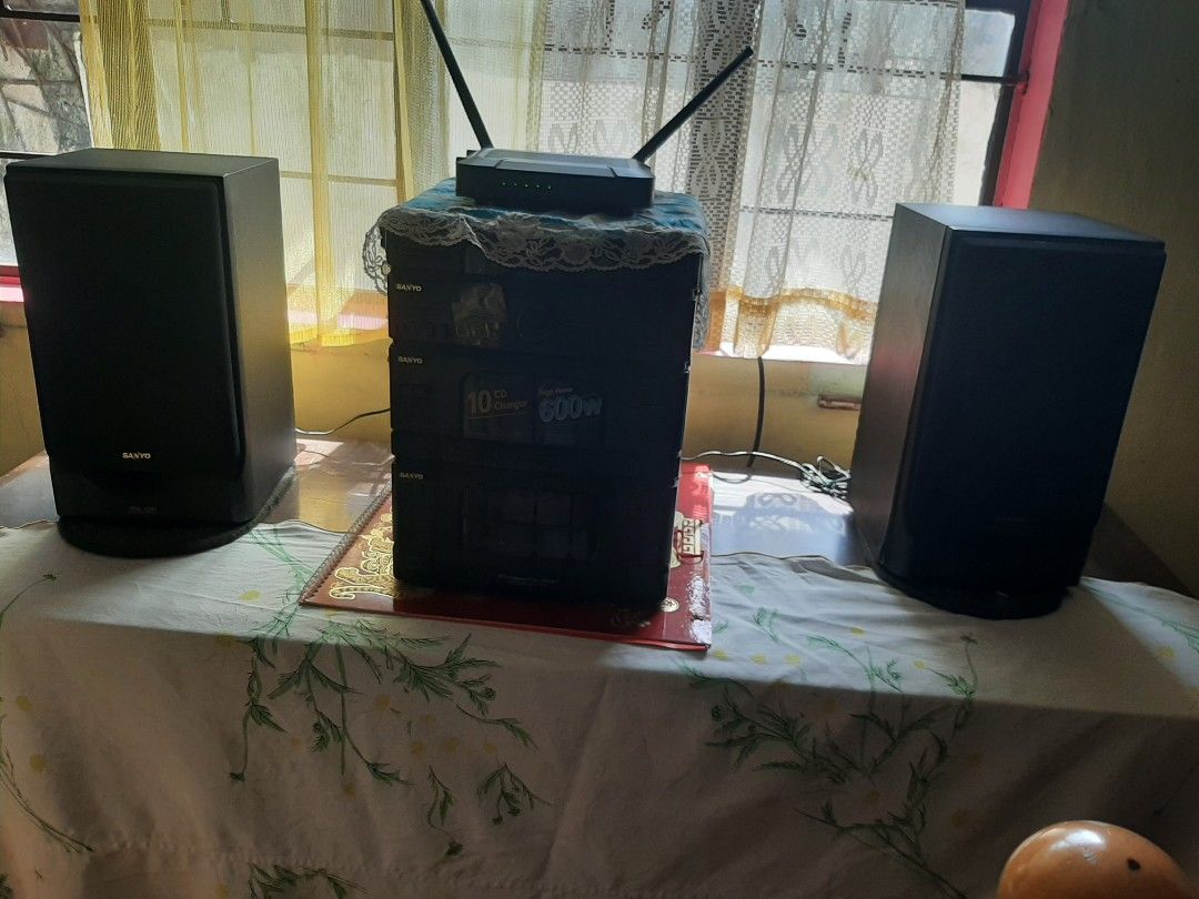 Sony Stereo System with Speakers (Category: Soundbars, Speakers & Amplifiers) located in Marikina City. Submitted by golinghong58 (Listing ID 1413682139, Image 1). Description: - Complete Sony stereo system - Includes receiver, CD player, and possibly cassette deck - Features a small antenna - Ready to use.