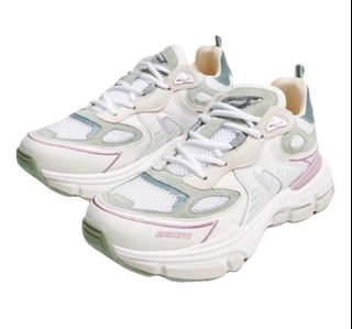 (Category: ) located in . Submitted by oohlala09 (Listing ID 1413841971, Image 1). Description: .