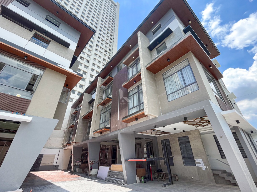 (Category: ) located in . Submitted by homescape.realty (Listing ID 1413681320, Image 1). Description: .