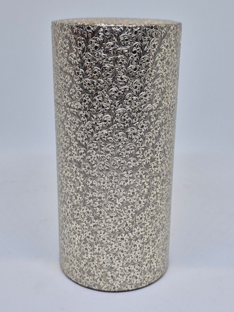 Tea canister (Category: Coffee & Tea Tableware) located in Santa Rosa. Submitted by thesecondshelf (Listing ID 1413765071, Image 1). Description: please see photos.