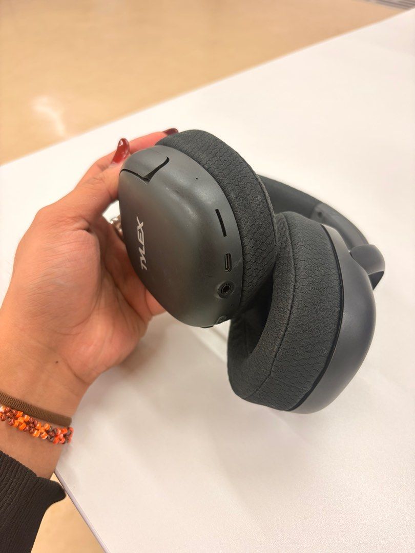 TYLEX Headphones & Speakers XK-990SP (Category: Headphones & Headsets) located in Manila. Submitted by ciiii1 (Listing ID 1413728421, Image 3). Description: - TYLEX XK-990SP Headphones - Bluetooth 5.0 - 1200mAh Battery - FM Radio - Color: Black - Over-ear design - Padded earcups for comfort - TYLEX logo on earcups - Charging port - Audio jack.