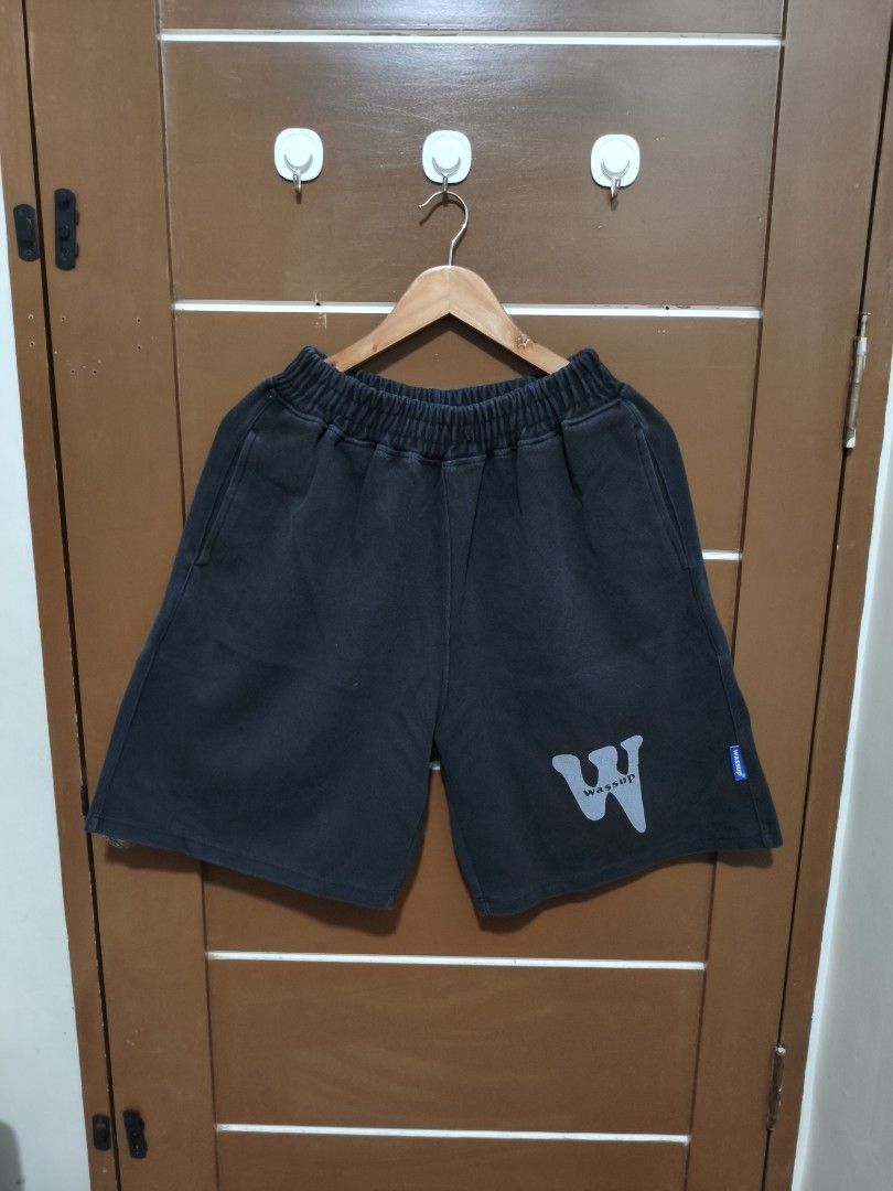 Wassup Shorts (Category: Shorts) located in Binan City. Submitted by echozee (Listing ID 1413840570, Image 1). Description: 28-36 Waist 21 Length 8/10 Very good condition Issue: see pics 📩.