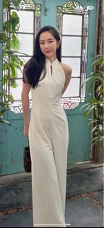 (Category: ) located in . Submitted by cloudwardrobe (Listing ID 1413835001, Image 1). Description: .