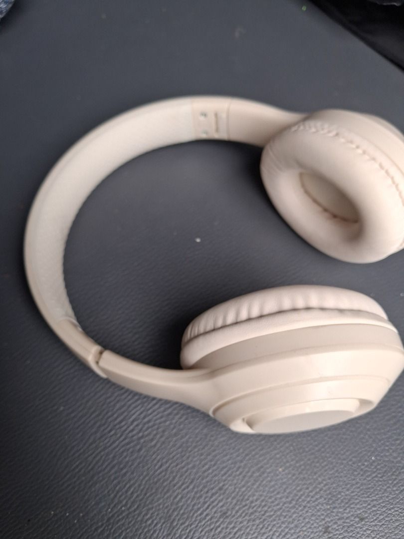 Wireless bluetooth headset