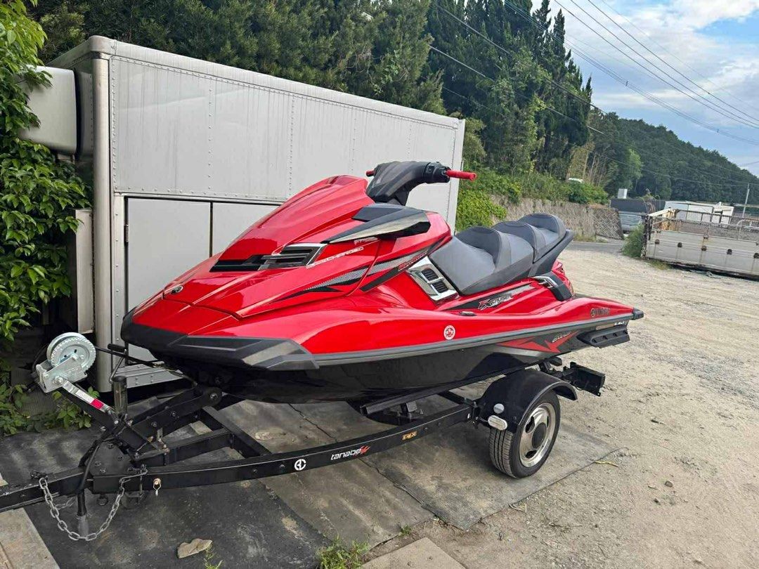 Yamaha FX Cruiser SHO Jet Ski (Category: Water Sports) located in Quezon City. Submitted by dellowe (Listing ID 1413676308, Image 1). Description: 2015 Yamaha FX Cruiser SVHO jet ski Condition: Used Condition Model:FX-Cruiser SVHO Price: 949,995 Year:2015 Hours:93hours Passenger:3 Manufacturer:YAMAHA Engine:1800cc SVHO Power:250hp Length:3.56m Wide:1.23m Includes trailer (Tanaka brand) Well maintained Dare to Compare Location:📍Pampanga 📩📩📩.