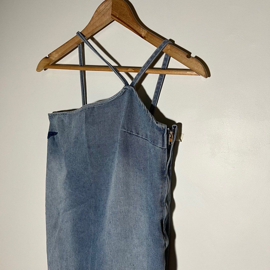 Zara One Shoulder Denim Dress (Category: Dresses) located in Paranaque City. Submitted by shopdeclutterfly (Listing ID 1413836613, Image 2). Description: BRAND: Zara BEST FITS: XS-S Message me for more information. Important Notes: — Color may vary slightly due to lighting and screen settings. — This is a preloved item. — Minor signs of wear may be present — There may be small stains, dots, or marks due to storage and previous use. — Please manag