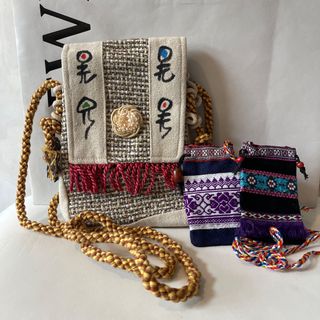 （分類：）位於 。 由 jaddeee 提交（商品編號 1413903259，圖片 1）。簡介： 。