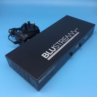 （分類：）位於 。 由 avexchange 提交（商品編號 1413887683，圖片 1）。簡介： 。