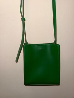 (Category: ) located in . Submitted by shopwithmjj (Listing ID 1414004629, Image 1). Description: .