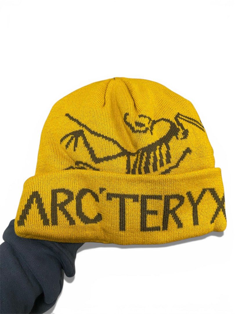 Arc'teryx Beanie (Category: Caps & Hats) located in Manila. Submitted by thrift2mill (Listing ID 1414022868, Image 1). Description: .