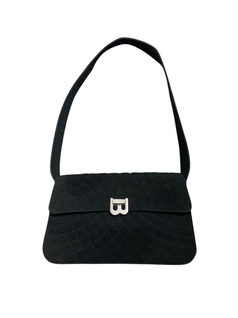 Bally Quilted Shoulder Bag (Category: Luxury Bags & Wallets) located in Iloilo. Submitted by anything_goesph (Listing ID 1414002192, Image 1). Description: 11 inch width 6 inch height dm for more details.