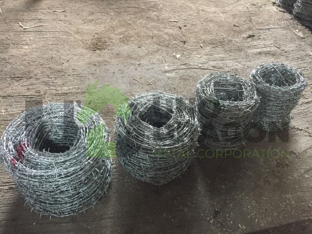 Barbed Wire (Category: Construction & Building Materials) located in Valenzuela. Submitted by judy.cpme4 (Listing ID 1413938185, Image 3). Description: - Ideal for security and fencing. - Durable metallic material. - Suitable for property and agricultural use. - Primarily used for fencing to restrict the movement of livestock and to enhance security by deterring unauthorized access Located at Parada, Valenzuela City For more inquiries, kindly con
