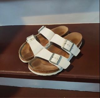 (Category: ) located in . Submitted by arlenedocampo (Listing ID 1413926338, Image 1). Description: .