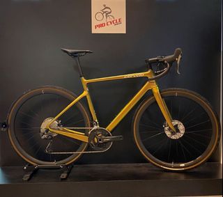 (Category: ) located in . Submitted by pro_cycle (Listing ID 1413946213, Image 1). Description: .