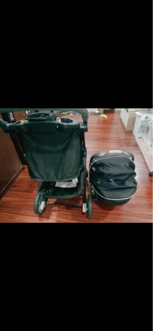 Chicco Bravo (Category: Strollers) located in Manila. Submitted by crazycat13 (Listing ID 1414036996, Image 3). Description: Used once. Baby doesnt like stroller. We ended up storing it in the PlayRoom. Buckles got rusty from storage. Original price 35k. Negotiable.