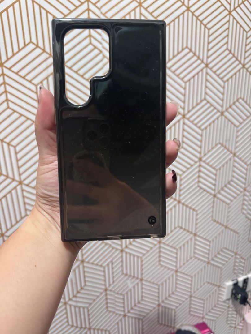 Clckr for S24 ultra (Category: Cases & Sleeves) located in Pasay City. Submitted by sette75 (Listing ID 1413874146, Image 2). Description: .