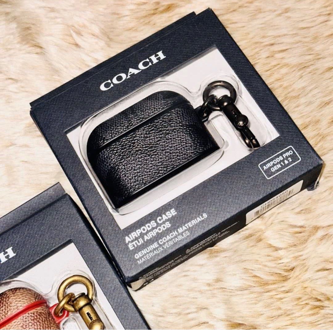 Coach Apple Airpods Pro Case (Category: Cases & Sleeves) located in Baliuag. Submitted by packedge (Listing ID 1414043661, Image 3). Description: .