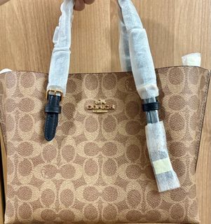 (Category: ) located in . Submitted by essentialsbymariandeli (Listing ID 1413972124, Image 1). Description: .