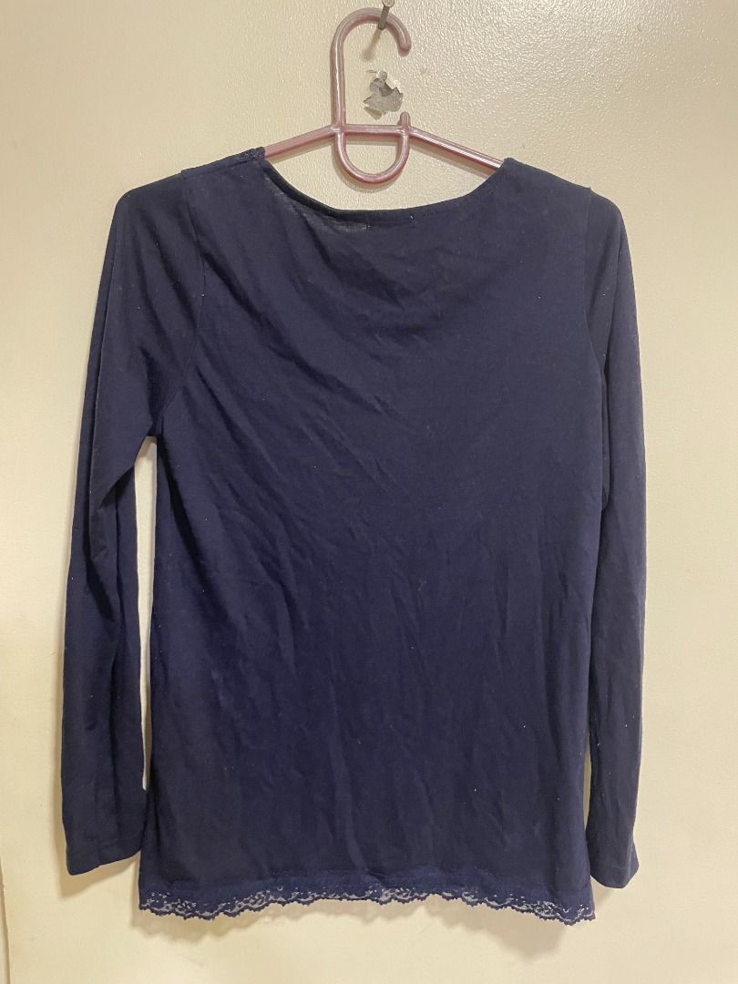 Comfort Basic Navy Blue Long Sleeve Top (Category: Longsleeves) located in Mandaluyong City. Submitted by _copndrop (Listing ID 1414008666, Image 2). Description: - Navy blue long sleeve top - Brand: Comfort Basic - Size: M on tag - Features a square neckline with lace detailing - Lace trim at the hem - Simple, classic design - Comfortable fabric NO WHEN WORN PICS RFS: DECLUTTERING LOC: MANDALUYONG.