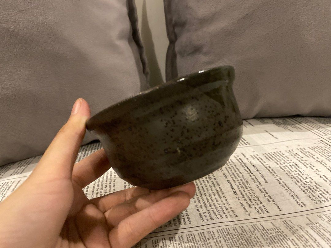 Japan Surplus | Dark Speckled Bowl (Category: Vases & Decorative Bowls) located in Rizal. Submitted by chm.ab (Listing ID 1413915715, Image 2). Description: Good, minimalist choice 👍 • earthy, modern-rustic / café style • matte-speckled look (uso sa cafés) ✔️ Bagay sa minimalist / modern table setting .