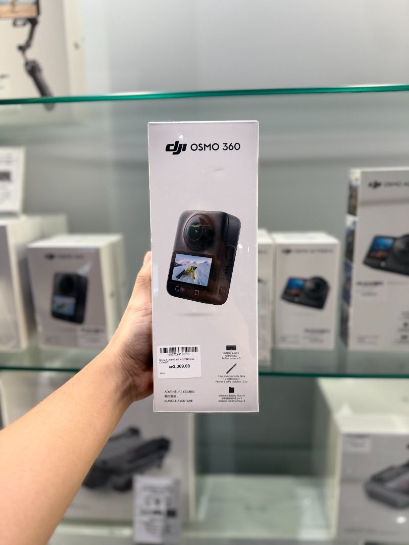 DJI OSMO 360 ADVENTURE COMBO ACTION CAMERA (Category: Cameras) located in Kuala Lumpur. Submitted by artishutter (Listing ID 1413933613, Image 1). Description: Model: DJI OSMO 360 ADVENTURE COMBO ACTION CAMERA Price: RM 2369 Official Warranty | Brand New Location: N4 Camera Store x Artishutter (JioSpace PJ) Dealing: Walk-in / Shipping Available Payment: Cash, Credit Card, Online Banking, QR Pay Installment Plans: AEON Installment, SpayLater, Atom
