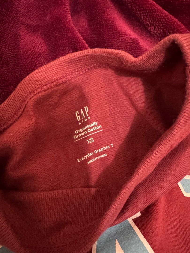 GAP TSHIRT FOR KIDS BOYS 4-5YEARS OLD (Category: Babies & Kids Fashion) located in Taguig. Submitted by lrcshop (Listing ID 1414005752, Image 2). Description: ALL ARE GOOD AS NEW!! ALL ORIGINAL!! Red - 500 Mickey - 500 Orange - 400 Surfer - 400 🚚DELIVERY🚚 - Delivery Fee should be shouldered by the buyer. 👭🏻MEET UP👨🏼‍🤝‍👨🏻 - We only do meet ups depending on what item you bought or if you buy an item amounting 15k and above. - Meet Up fee w