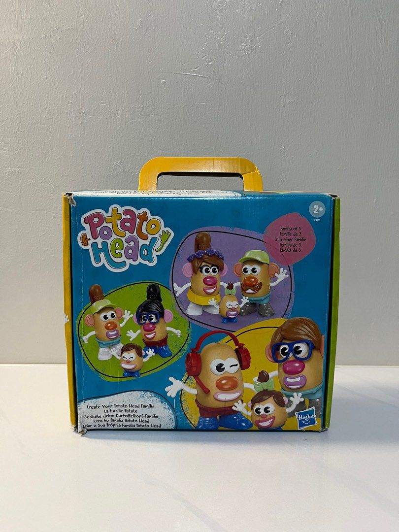 Hasbro Potato Head Family Set (Category: Kids Toys) located in Cabuyao City. Submitted by wearnstare (Listing ID 1413926818, Image 2). Description: - Hasbro Potato Head Family Set - Includes 3 Potato Head figures - Comes with various accessories - Features a convenient carrying case - Recommended for ages 2+ - Encourages creative play with mix-and-match parts Condition: 9/10 Issues (honest posting): ❌ Nawawala yung isang kamay ni baby potato (doe