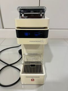 (Category: ) located in . Submitted by henryhuat (Listing ID 1414000795, Image 1). Description: .