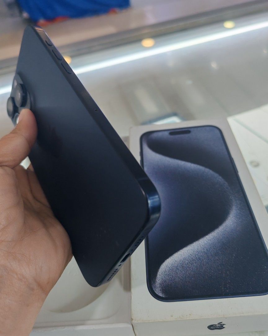 Iphone 15promax 256 Only Globe 2ndhand (Category: iPhone 15 Series) located in Quezon City. Submitted by ronalynac40976 (Listing ID 1413877571, Image 2). Description: Iphone 15promax 256 BAWAL SA MAARTE Wat u see/wat u get Replace box/cord good condition💯 Pick up store in greenhills We accept swap/trade in We accept creditcard Dm or call for fast transaction 09279500068/09425544556 Located @ Aquarium area stall no. Y-40 look for rona .