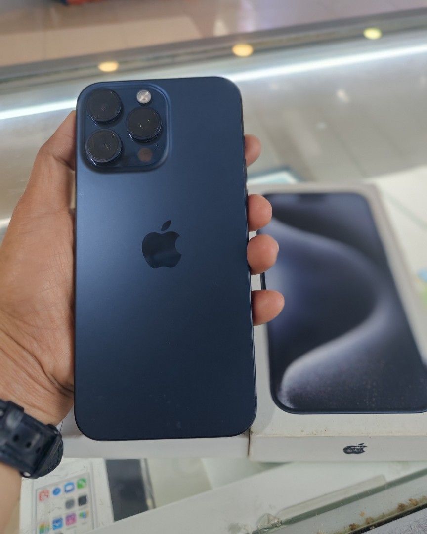 Iphone 15promax 256 Only Globe 2ndhand (Category: iPhone 15 Series) located in Quezon City. Submitted by ronalynac40976 (Listing ID 1413877571, Image 1). Description: Iphone 15promax 256 BAWAL SA MAARTE Wat u see/wat u get Replace box/cord good condition💯 Pick up store in greenhills We accept swap/trade in We accept creditcard Dm or call for fast transaction 09279500068/09425544556 Located @ Aquarium area stall no. Y-40 look for rona .