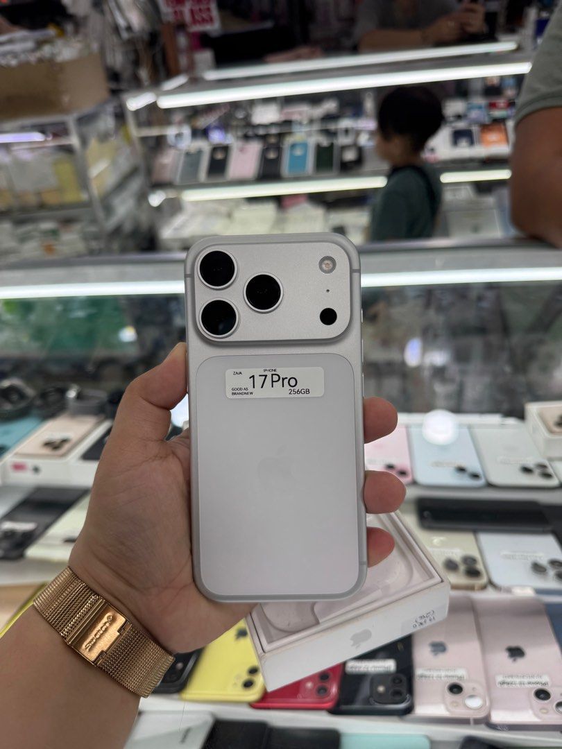Iphone 17 Pro 256gb 100% Batt FU NTC no issue (Category: iPhone 17 Series) located in San Juan City. Submitted by javedsgadgetshop (Listing ID 1413998752, Image 2). Description: INSTALLMENT OPTIONS : SPAY LATER / GGIVES / CREDIT CARD! WE BUY AND SELL SO PWEDE MAGBINTA OR SWAP ! Quick Specs : 💵 Iphone 17 Pro •256gb •NTC Variant •100% batt health •Factory Unlock •97% Smoothness •No hidden issue | No Repaired •100% Authentic | Not Refurbished •w/ B