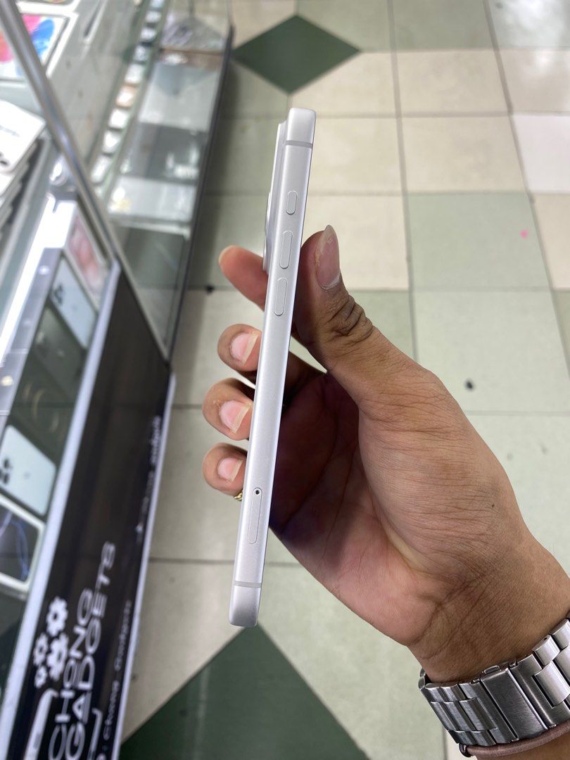 iPhone 17 Pro Max 1TB NTC OPENLINE (Category: iPhone 17 Series) located in Manila. Submitted by benshop. (Listing ID 1413945138, Image 3). Description: FOR SALE | TRADE/SWAP BenShop Price :98,490 php ▫️On hand: iPhone 17 Pro Max ▫️1TB ▫️Openline/Factory unlocked ▫️Silver ▫️100% Batt health ▫️NTC local variant INCLUSIONS & FREEBIES: *CHARGER SET *CLEAR CASE *TEMPERED GLASS MODE OF TRANSACTION: ▫️ STORE PICK UP (Preferred) ▫️MEET UP AROUND METRO MA