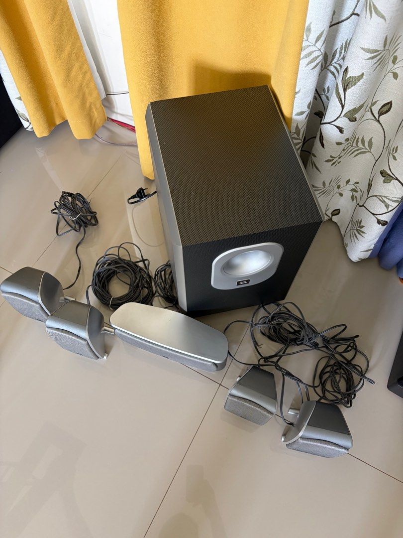 JBL home theater Speaker System (Category: Soundbars, Speakers & Amplifiers) located in Padre Garcia. Submitted by noblefish.b667c0 (Listing ID 1413884487, Image 2). Description: .