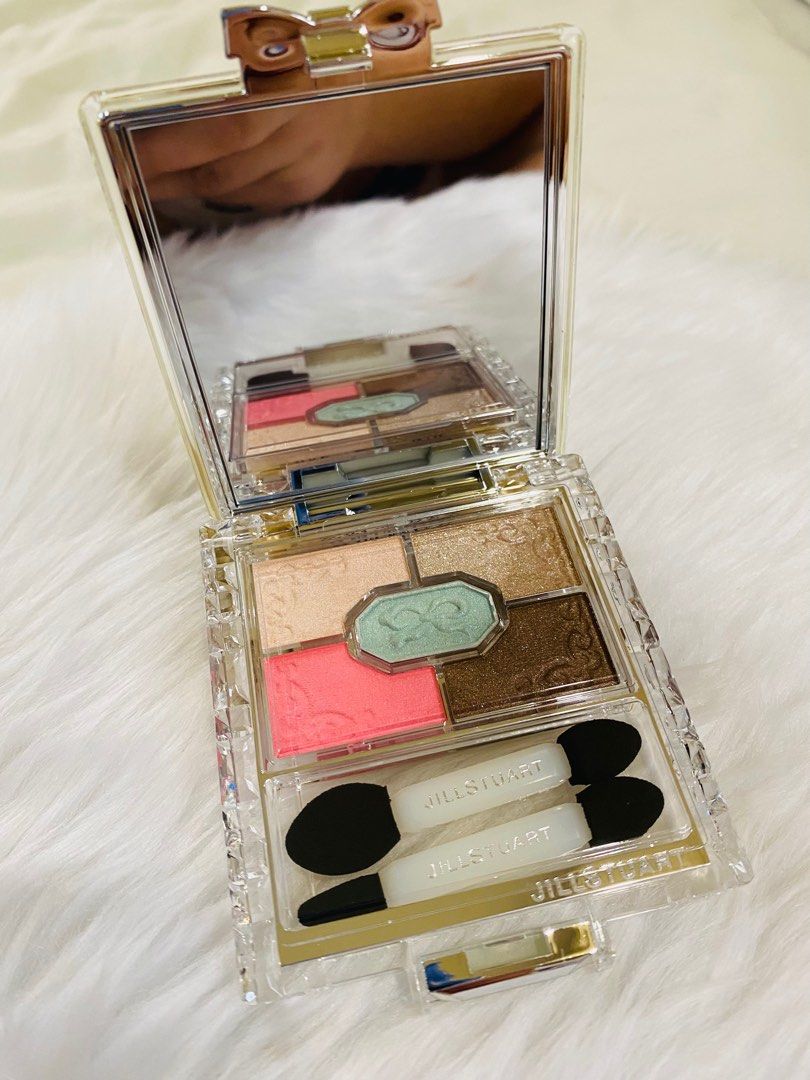 JILL STUART RIBBON COUTURE EYES (Category: Makeup) located in Pagsanjan. Submitted by lavishbyji22912 (Listing ID 1413986702, Image 1). Description: 100% AUTHENTIC BRAND NEW WITH BOX AS IN SUPER CUTE NG SHADE SEE PHOTOS .