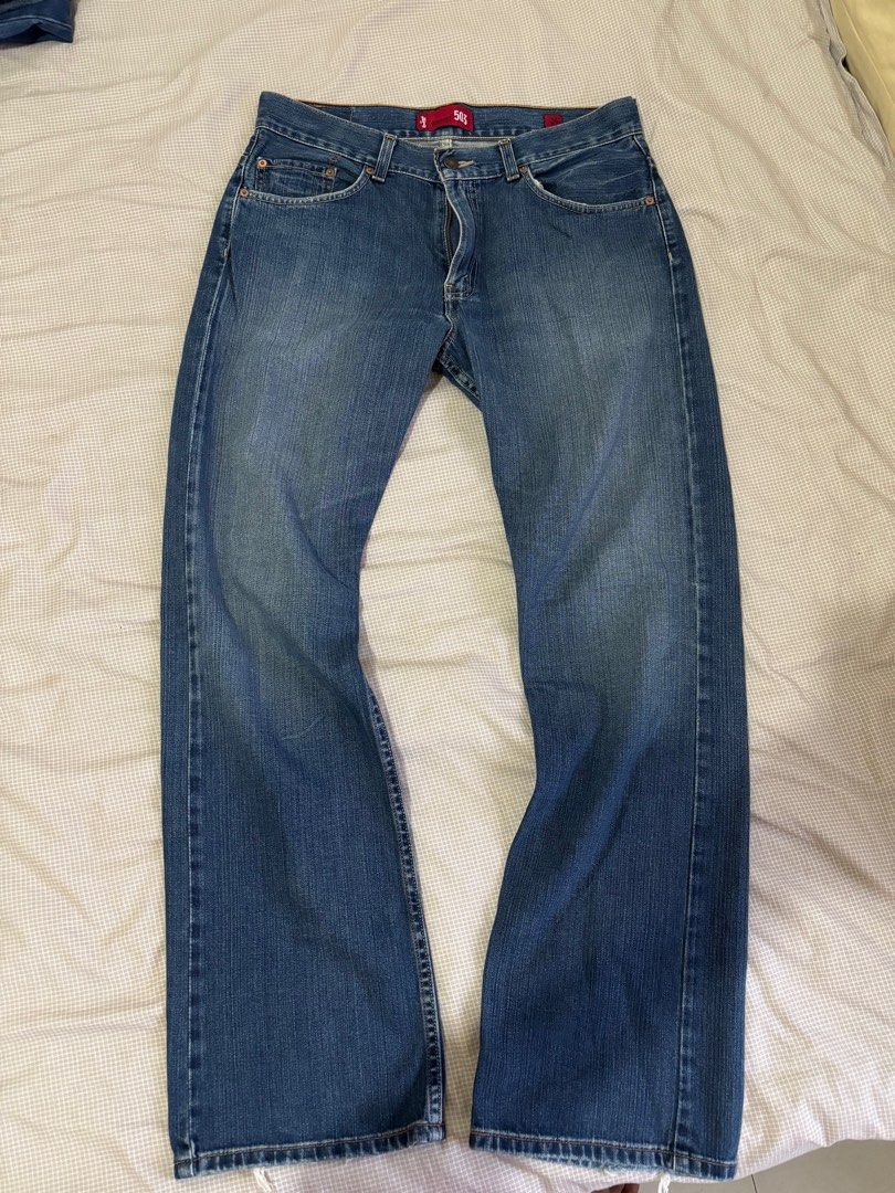 Levi's 503 Jeans - W34 L32 (Category: Jeans) located in Padre Garcia. Submitted by chrisales00 (Listing ID 1413949193, Image 2). Description: - Levi's 503 Jeans - Medium wash - Straight leg fit -Bootcut - Size: W34 L32 - Button fly - Classic five-pocket styling .