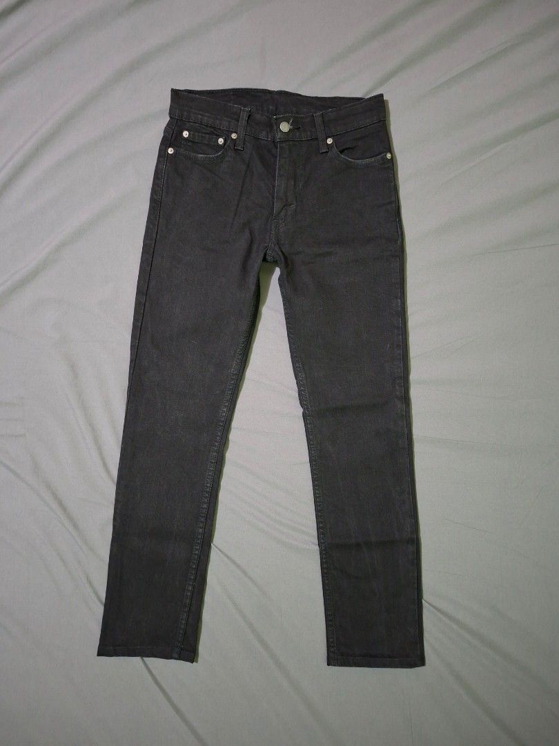 Levi's 511 Black Jeans Slim Fit (Category: Jeans) located in Cabuyao City. Submitted by jj6316 (Listing ID 1414017024, Image 1). Description: - Levi's 511 jeans in black - Size: W30 L32 - Button closure with zipper fly - Features the Levi's red tab - Includes Levi Strauss & Co. label - Water<Less technology (made with less water) -Native cali.